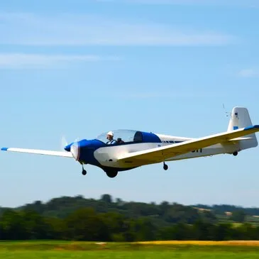 Baptême de l'air en Planeur près de Grenoble en région Rhône-Alpes Baptême de l'air en Planeur près de Grenoble en région Rhône-Alpes