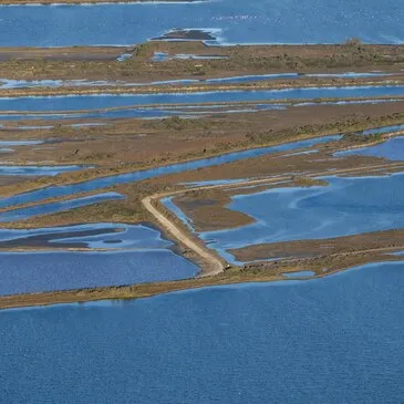 Baptême en ULM Multiaxe à Nîmes en région Languedoc-Roussillon Baptême en ULM Multiaxe à Nîmes en région Languedoc-Roussillon