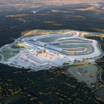 Aérodrome Nîmes-Courbessac, Gard (30) - Baptême en ULM et Autogire Aérodrome Nîmes-Courbessac, Gard (30) - Baptême en ULM et Autogire