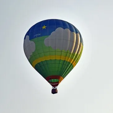Sames, à 30 min de Bayonne, Pyrénées atlantiques (64) - Baptême de l'air montgolfière Sames, à 30 min de Bayonne, Pyrénées atlantiques (64) - Baptême de l'air montgolfière