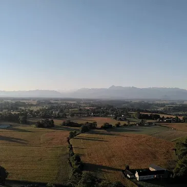 Artigueloutan, à 20 min de Pau, Pyrénées atlantiques (64) - Baptême de l'air montgolfière Artigueloutan, à 20 min de Pau, Pyrénées atlantiques (64) - Baptême de l'air montgolfière