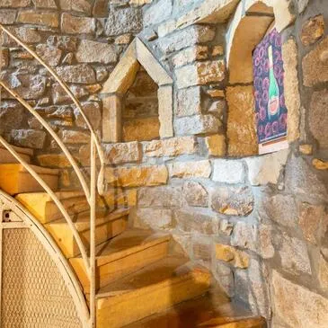 Weekend et Hébergement Insolite, département Rhône Weekend et Hébergement Insolite, département Rhône