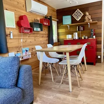 Fichous-Riumayou, à 35 min de Pau, Pyrénées atlantiques (64) - Weekend et Hébergement Insolite Fichous-Riumayou, à 35 min de Pau, Pyrénées atlantiques (64) - Weekend et Hébergement Insolite