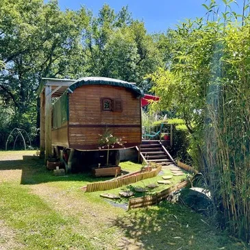 Weekend et Hébergement Insolite, département Pyrénées atlantiques Weekend et Hébergement Insolite, département Pyrénées atlantiques