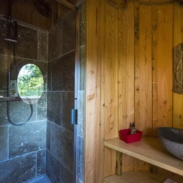 Nuit en Ecolodge avec Bain Nordique à Savignac-de-Miremont en région Aquitaine Nuit en Ecolodge avec Bain Nordique à Savignac-de-Miremont en région Aquitaine