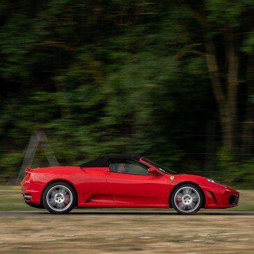 Stage Enfant en Ferrari F430 Spider près de Dax