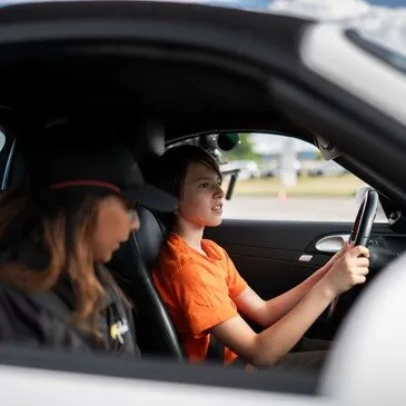 Stage de Pilotage pour Enfant en région Aquitaine
