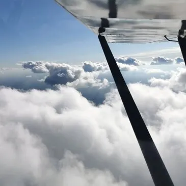 Baptême en ULM et Autogire proche Najac, à 25 minutes de Villefranche-de-Rouergue Baptême en ULM et Autogire proche Najac, à 25 minutes de Villefranche-de-Rouergue