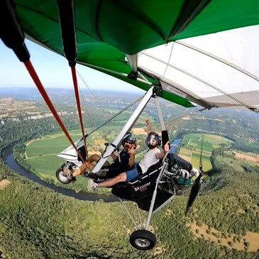 Baptême en ULM Pendulaire près de Villefranche-de-Rouergue Baptême en ULM Pendulaire près de Villefranche-de-Rouergue