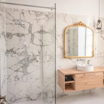 Nuit Insolite dans une Chapelle avec Sauna près du Cap D'Agde en région Languedoc-Roussillon Nuit Insolite dans une Chapelle avec Sauna près du Cap D'Agde en région Languedoc-Roussillon