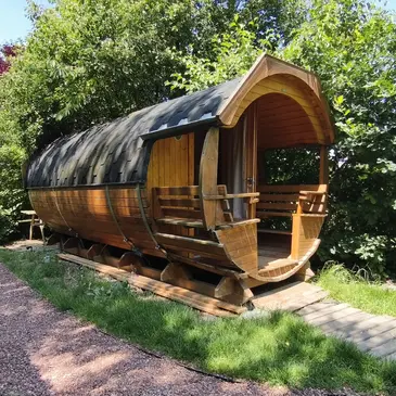 Nuit Insolite en Tonneau avec Spa près de Sarrebourg Nuit Insolite en Tonneau avec Spa près de Sarrebourg