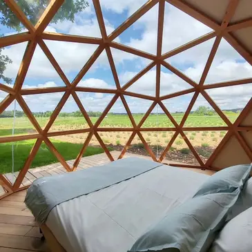 Weekend et Hébergement Insolite en région PACA et Corse Weekend et Hébergement Insolite en région PACA et Corse