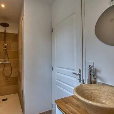 Weekend et Hébergement Insolite proche Sarlat-la-Canéda Weekend et Hébergement Insolite proche Sarlat-la-Canéda