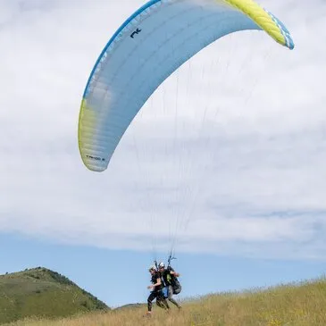 Baptême en parapente en région PACA et Corse Baptême en parapente en région PACA et Corse