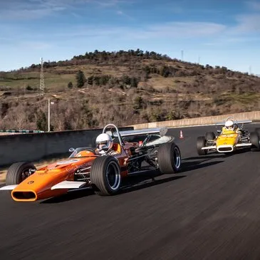 Stage en Monoplace des années 1960 - Circuit de Charade Stage en Monoplace des années 1960 - Circuit de Charade