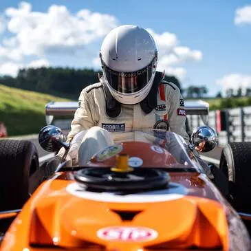 Stage de Pilotage Monoplace, département Puy de dôme Stage de Pilotage Monoplace, département Puy de dôme
