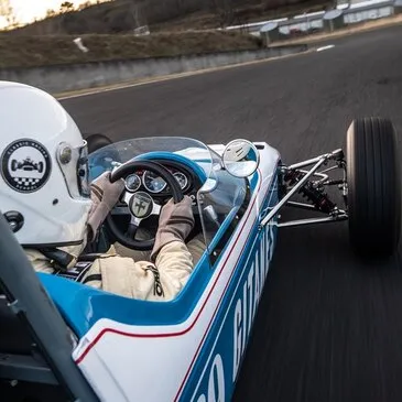 Circuit de Charade, Puy de dôme (63) - Stage de Pilotage Monoplace Circuit de Charade, Puy de dôme (63) - Stage de Pilotage Monoplace