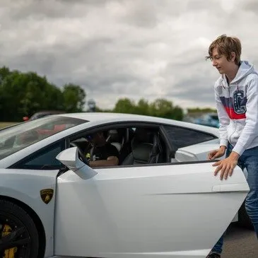 Stage Enfant en Lamborghini Gallardo près de Montpellier