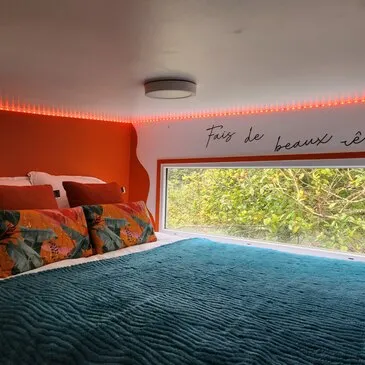 Weekend et Hébergement Insolite proche Saint-Jean-d'Elle, à 10min de Saint-Lô Weekend et Hébergement Insolite proche Saint-Jean-d'Elle, à 10min de Saint-Lô