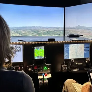 Aérodrome d'Aix-Les Milles, Bouches du Rhône (13) - Simulateur de Vol Aérodrome d'Aix-Les Milles, Bouches du Rhône (13) - Simulateur de Vol