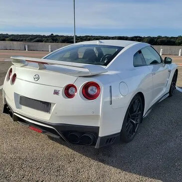 Stage en Nissan GTR - Circuit de Lédenon Stage en Nissan GTR - Circuit de Lédenon