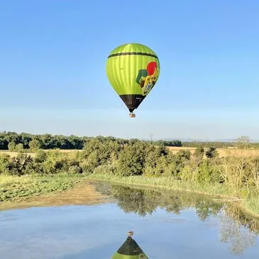 Vol en Montgolfière - Survol de la Loire Vol en Montgolfière - Survol de la Loire