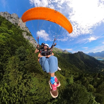 Baptême en Parapente au Col de la Forclaz - Le Lac d&#39;Annecy en région Rhône-Alpes