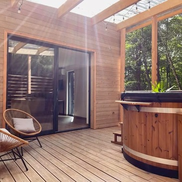 Nuit en Lodge avec Bain Nordique à Épinal