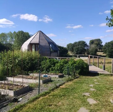 Weekend et Hébergement Insolite proche Saint-André-sur-Sèvre, à 20min de Bressuire