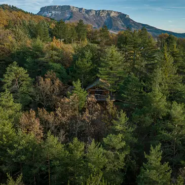 Weekend et Hébergement Insolite en région PACA et Corse