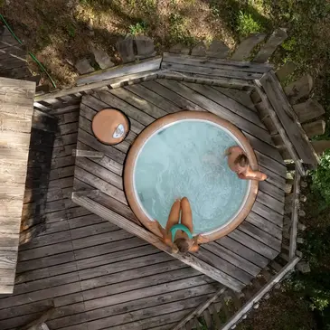 Weekend et Hébergement Insolite en région PACA et Corse Weekend et Hébergement Insolite en région PACA et Corse