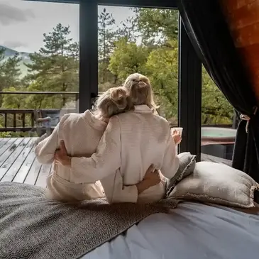 Weekend et Hébergement Insolite en région PACA et Corse Weekend et Hébergement Insolite en région PACA et Corse