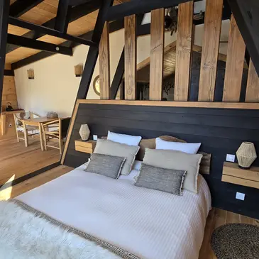 Weekend et Hébergement Insolite en région PACA et Corse Weekend et Hébergement Insolite en région PACA et Corse