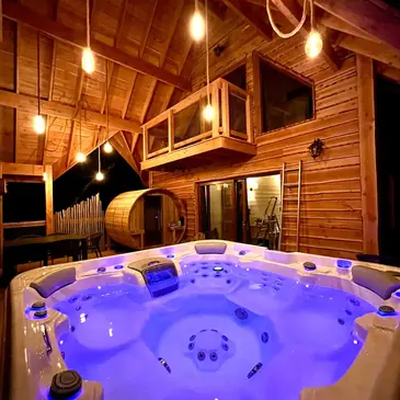 Cabane de Luxe sur Pilotis avec Spa privatif près de Montauban en région Midi-Pyrénées