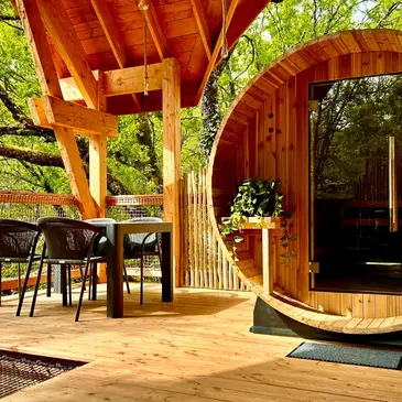 Cabane de Luxe sur Pilotis avec Spa privatif près de Montauban en région Midi-Pyrénées Cabane de Luxe sur Pilotis avec Spa privatif près de Montauban en région Midi-Pyrénées