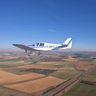 Gisy-les-Nobles, à 15 min de Sens, Yonne (89) - Baptême de l’air avion