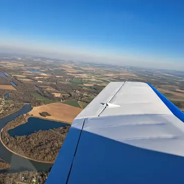 Gisy-les-Nobles, à 40 min de Fontainebleau, Seine et marne (77) - Baptême de l’air avion Gisy-les-Nobles, à 40 min de Fontainebleau, Seine et marne (77) - Baptême de l’air avion