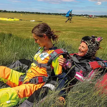 Saut en Parachute à Saint-Valery-en-Caux en région Normandie Saut en Parachute à Saint-Valery-en-Caux en région Normandie