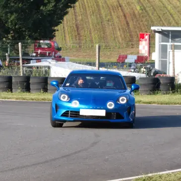 Circuit de Lohéac, Ille et vilaine (35) - Stage de Pilotage pour Enfant Circuit de Lohéac, Ille et vilaine (35) - Stage de Pilotage pour Enfant