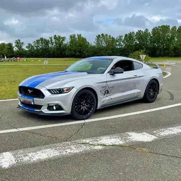 Stage Enfant en Ford Mustang au Circuit de Lohéac