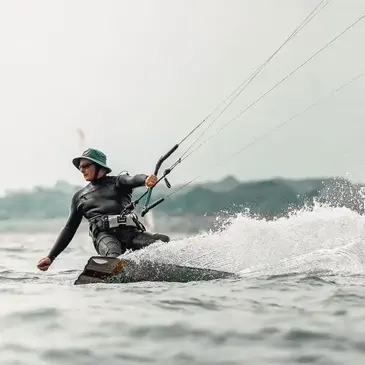 Surf et Sport de Glisse proche Arzon