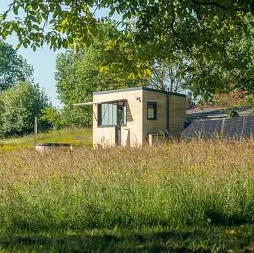 Tiny House avec Bain Nordique à Saint-Mesmin Tiny House avec Bain Nordique à Saint-Mesmin