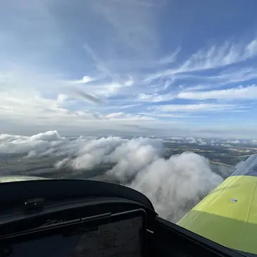 Réserver Baptême en ULM et Autogire en Ile-de-France Réserver Baptême en ULM et Autogire en Ile-de-France