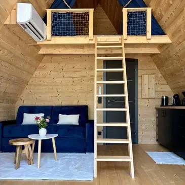 Weekend et Hébergement Insolite proche Bathernay, à 40min de Valence Weekend et Hébergement Insolite proche Bathernay, à 40min de Valence