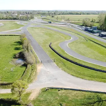 Circuit de la Châtre, Indre (36) - Stage de Pilotage Berline Sportive Circuit de la Châtre, Indre (36) - Stage de Pilotage Berline Sportive