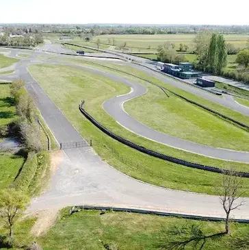 Stage de pilotage Ferrari proche Circuit de la Châtre