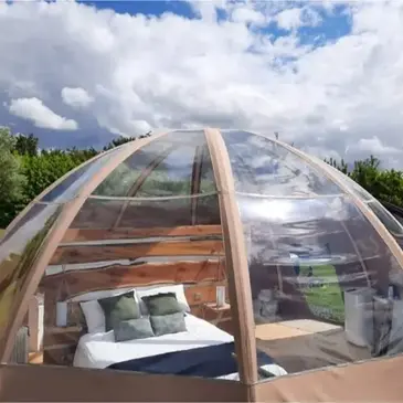 Nuit en Bulle avec Spa à Auriac-sur-Vendinelle Nuit en Bulle avec Spa à Auriac-sur-Vendinelle