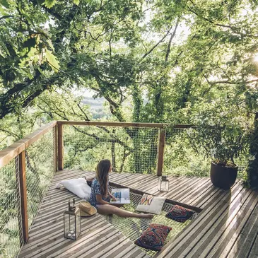 Cabane dans les Arbres avec Spa et Sauna près de Montauban