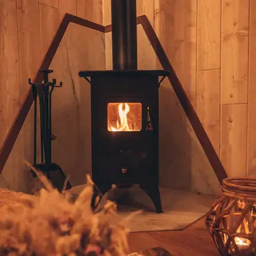 Cabane dans les Arbres avec Spa et Sauna près de Montauban en région Midi-Pyrénées Cabane dans les Arbres avec Spa et Sauna près de Montauban en région Midi-Pyrénées