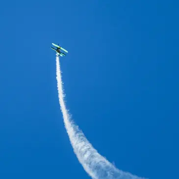Cuers, à 20 min de Toulon, Var (83) - Baptême en avion de voltige Cuers, à 20 min de Toulon, Var (83) - Baptême en avion de voltige